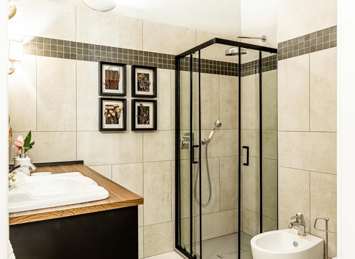 Casa Colonna Romantic Apartment Corso Di Porta Ticinese Milan Exterior photo